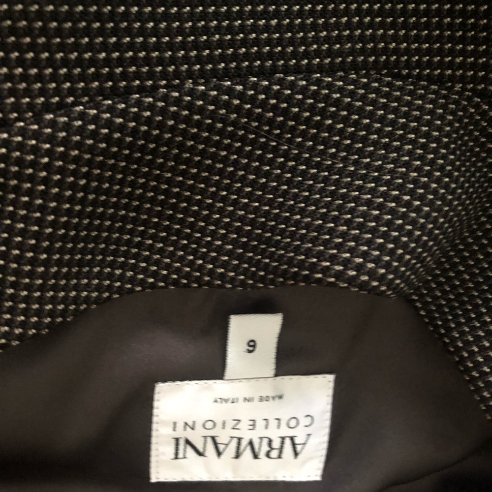 Armani Collezioni suit - Picture 3 of 8